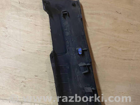 ФОТО Пластик центральний на праву для Renault Scenic III (09-16) Костопіль