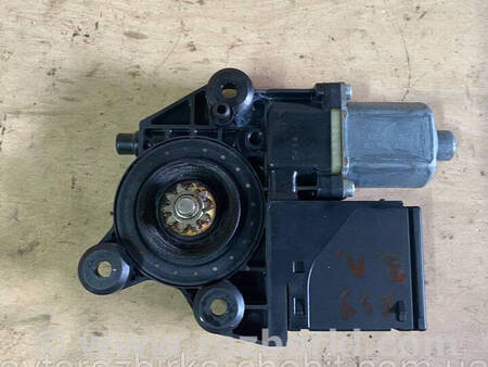 ФОТО Моторчик склопідйомника задній правий для Renault Scenic III (09-16) Костопіль