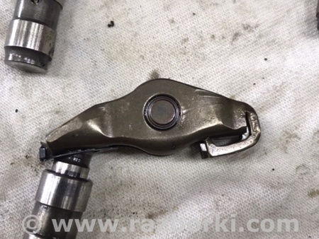 ФОТО Коромысло впускного клапана для Audi (Ауди) A3 III 8V (12-20) Київ