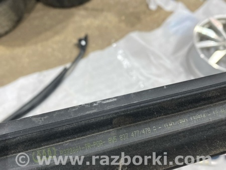 ФОТО Уплотнитель стекла двери для Audi (Ауди) A3 III 8V (12-20) Київ