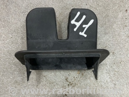 ФОТО Накладка замка багажника для Audi (Ауди) A3 III 8V (12-20) Київ