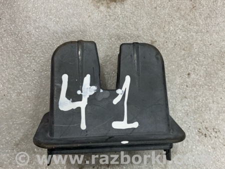 ФОТО Накладка замка багажника для Audi (Ауди) A3 III 8V (12-20) Київ