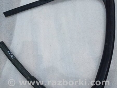 ФОТО Уплотнительная резинка боковой двери для Audi (Ауди) A3 III 8V (12-20) Київ