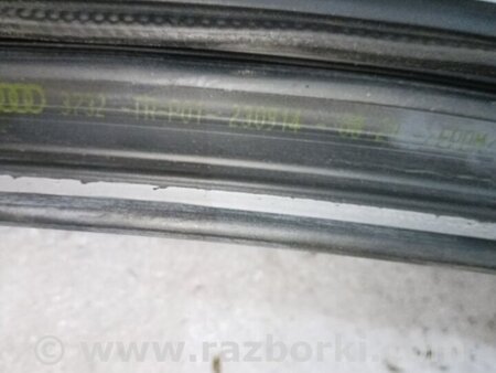 ФОТО Уплотнительная резинка боковой двери для Audi (Ауди) A3 III 8V (12-20) Київ