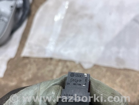 ФОТО Плафон подсветки салона для Audi (Ауди) A3 III 8V (12-20) Київ