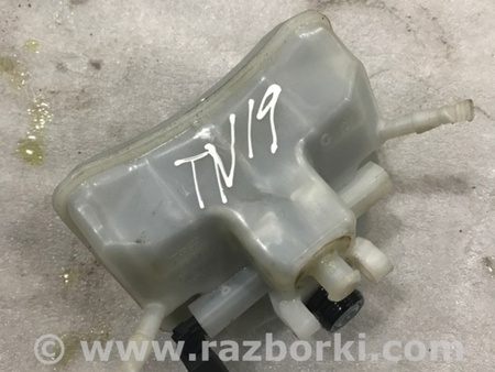 ФОТО Бачок для тормозной жидкости для Audi (Ауди) A4 V B9 - 8W (2015-) Київ