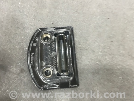 ФОТО Кронштейн крепления груза для Audi (Ауди) A4 V B9 - 8W (2015-) Київ