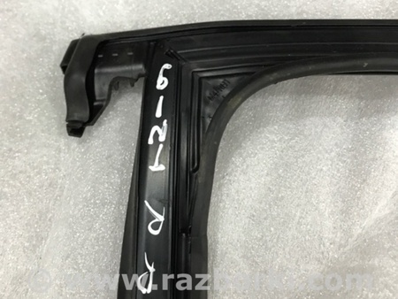 ФОТО Направляющая стекла двери для Audi (Ауди) A4 V B9 - 8W (2015-) Київ