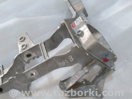 ФОТО Кронштейн для Audi (Ауди) A4 V B9 - 8W (2015-) Київ