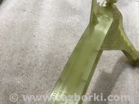 ФОТО Направляющая стекла двери для Audi (Ауди) A4 V B9 - 8W (2015-) Київ