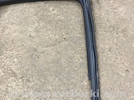 ФОТО Направляющая стекла двери для Audi (Ауди) A4 V B9 - 8W (2015-) Київ