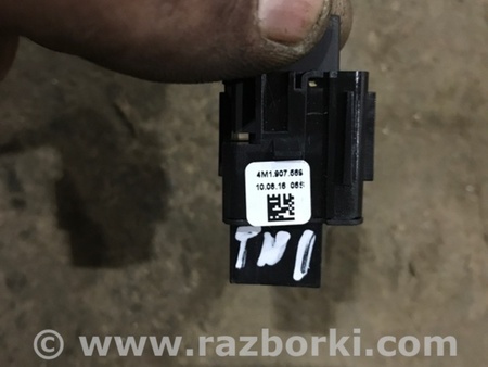 ФОТО Кнопка для Audi (Ауди) A4 V B9 - 8W (2015-) Київ