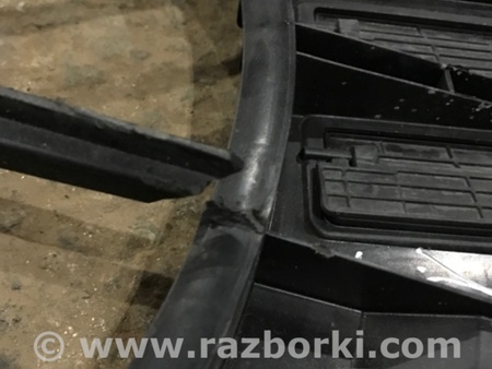 ФОТО Диффузор радиатора для Audi (Ауди) A4 V B9 - 8W (2015-) Київ