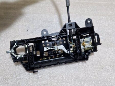 ФОТО Кронштейн для Audi (Ауди) A4 V B9 - 8W (2015-) Київ