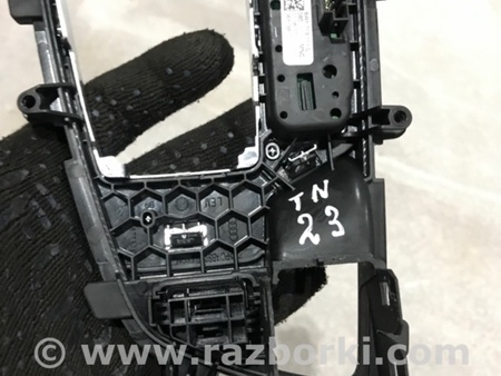 ФОТО Накладка центральной консоли для Audi (Ауди) A4 V B9 - 8W (2015-) Київ