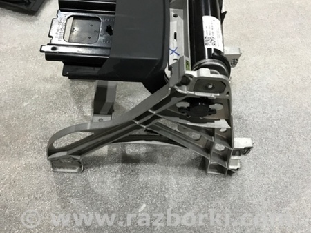 ФОТО Кронштейн для Audi (Ауди) A4 V B9 - 8W (2015-) Київ