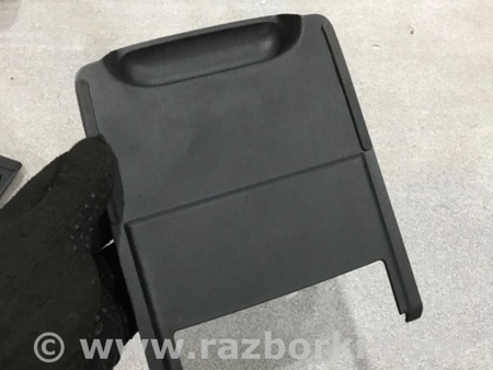 ФОТО Пластик для Audi (Ауди) A4 V B9 - 8W (2015-) Київ