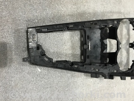 ФОТО Кронштейн для Audi (Ауди) A4 V B9 - 8W (2015-) Київ