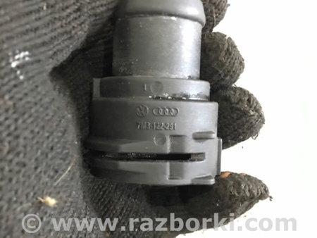 ФОТО Фланец системы охлаждения для Audi (Ауди) A4 V B9 - 8W (2015-) Київ