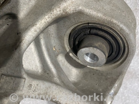 ФОТО Цапфа для Audi (Ауди) A4 V B9 - 8W (2015-) Київ