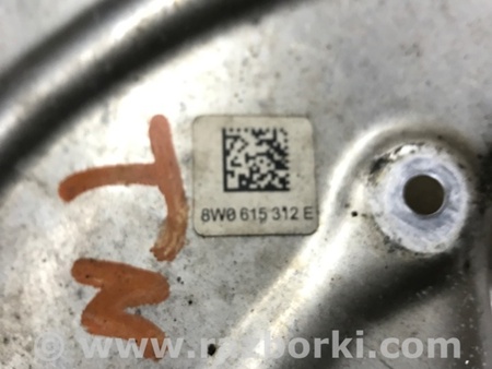 ФОТО Пыльник тормозного диска для Audi (Ауди) A4 V B9 - 8W (2015-) Київ