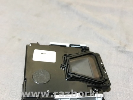 ФОТО Камера переднего вида для Audi (Ауди) A4 V B9 - 8W (2015-) Київ