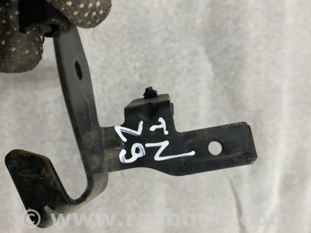 ФОТО Кронштейн для Audi (Ауди) A4 V B9 - 8W (2015-) Київ