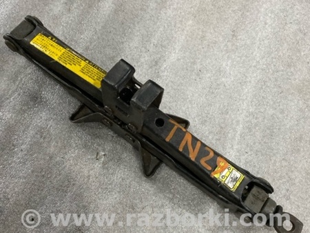 ФОТО Домкрат для Audi (Ауди) A4 V B9 - 8W (2015-) Київ