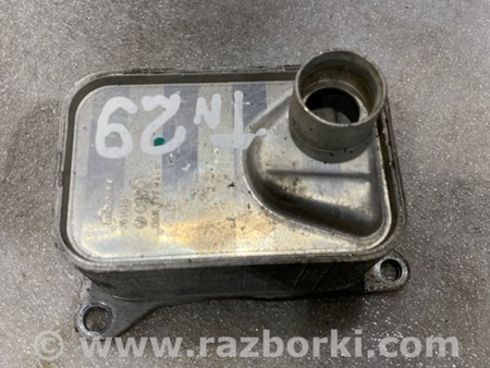 ФОТО Радиатор масляный для Audi (Ауди) A4 V B9 - 8W (2015-) Київ