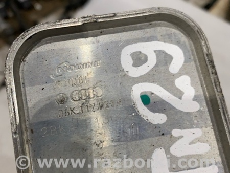 ФОТО Радиатор масляный для Audi (Ауди) A4 V B9 - 8W (2015-) Київ