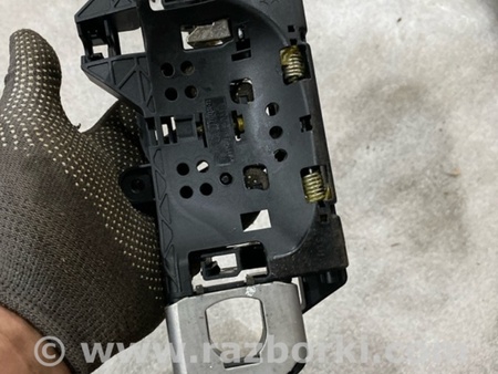 ФОТО Кронштейн ручки двери для Audi (Ауди) A4 V B9 - 8W (2015-) Київ