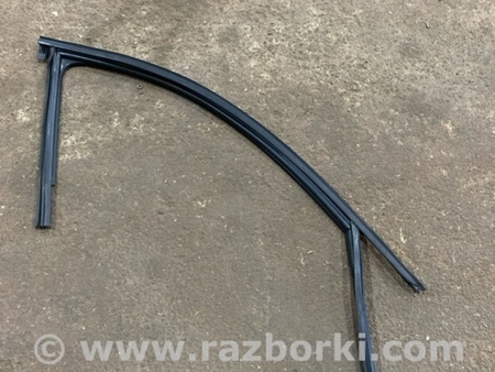 ФОТО Направляющая стекла двери для Audi (Ауди) A4 V B9 - 8W (2015-) Київ