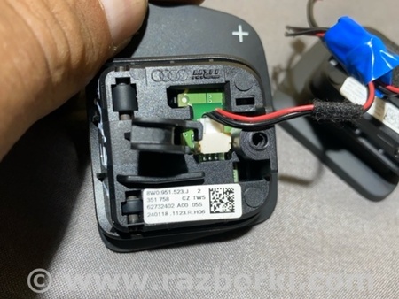 ФОТО Кнопки на руль для Audi (Ауди) A4 V B9 - 8W (2015-) Київ