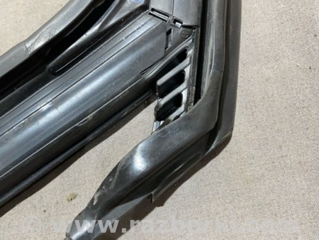 ФОТО Уплотнитель стекла двери для Audi (Ауди) A4 V B9 - 8W (2015-) Київ