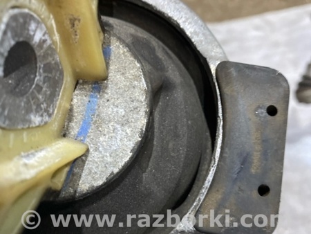 ФОТО Подушка двигателя для Audi (Ауди) A4 V B9 - 8W (2015-) Київ