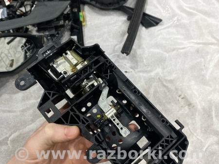 ФОТО Кронштейн ручки двери для Audi (Ауди) A4 V B9 - 8W (2015-) Київ