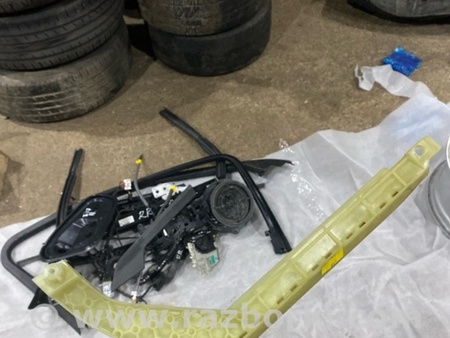 ФОТО Направляющая стекла двери для Audi (Ауди) A4 V B9 - 8W (2015-) Київ