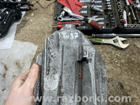 ФОТО Кронштейн для Audi (Ауди) A4 V B9 - 8W (2015-) Київ