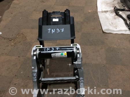 ФОТО Кронштейн для Audi (Ауди) A4 V B9 - 8W (2015-) Київ