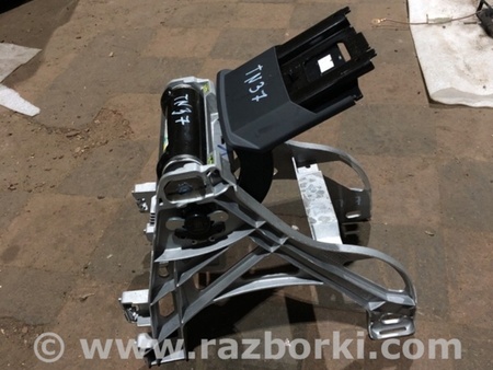 ФОТО Кронштейн для Audi (Ауди) A4 V B9 - 8W (2015-) Київ