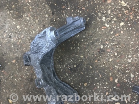 ФОТО Кронштейн передний правый для Audi (Ауди) A4 IV B8 8K (07-15) Київ