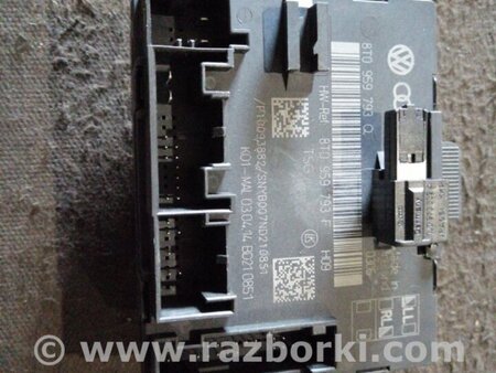 ФОТО Блок управления дверьми передний правый для Audi (Ауди) A4 IV B8 8K (07-15) Київ