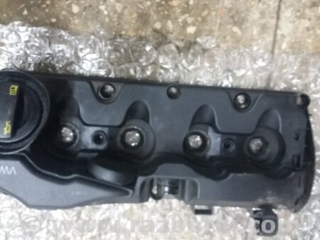 ФОТО Крышка клапанов для Audi (Ауди) A4 IV B8 8K (07-15) Київ