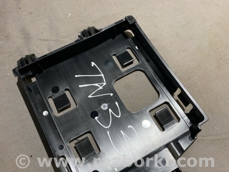 ФОТО Кронштейн для Audi (Ауди) A5 F5 B9 (16-24) Київ