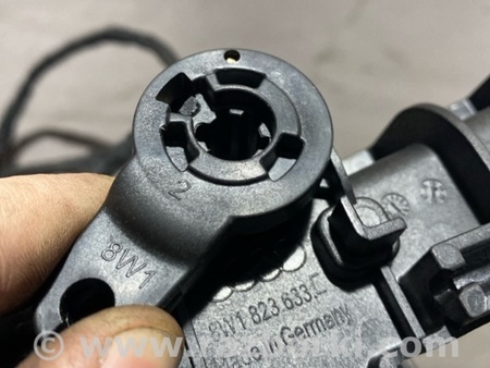 ФОТО Ручка открывания капота для Audi (Ауди) A5 F5 B9 (16-24) Київ