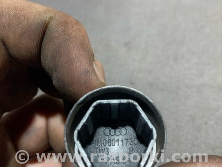 ФОТО Заглушка колесного диска для Audi (Ауди) A5 F5 B9 (16-24) Київ