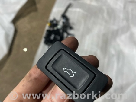 ФОТО Кнопка открывания багажника для Audi (Ауди) A5 F5 B9 (16-24) Київ