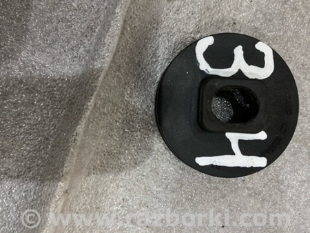 ФОТО Крепление радиатора для Audi (Ауди) A6 C7 4G (11-18) Київ