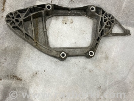 ФОТО Кронштейн для Audi (Ауди) A6 C7 4G (11-18) Київ