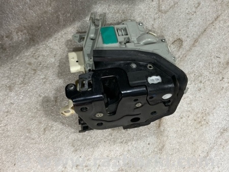ФОТО Замок боковой двери для Audi (Ауди) A6 C7 4G (11-18) Київ